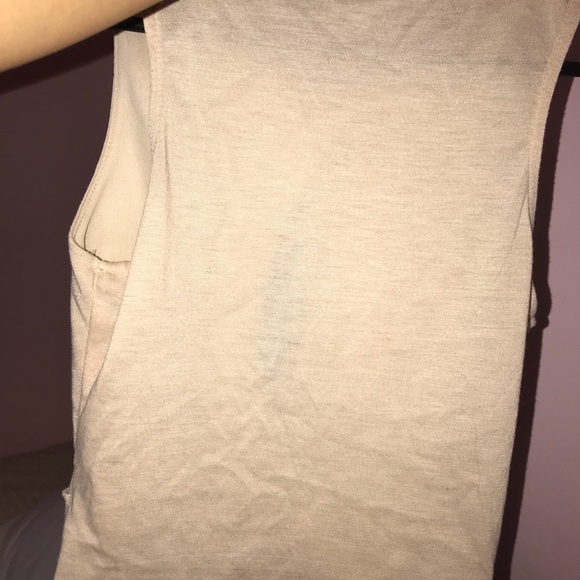 Pink top - Picture 4 of 4